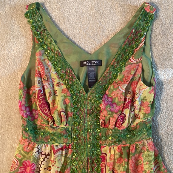 Bisou Bisou size small beaded top - Picture 2 of 8